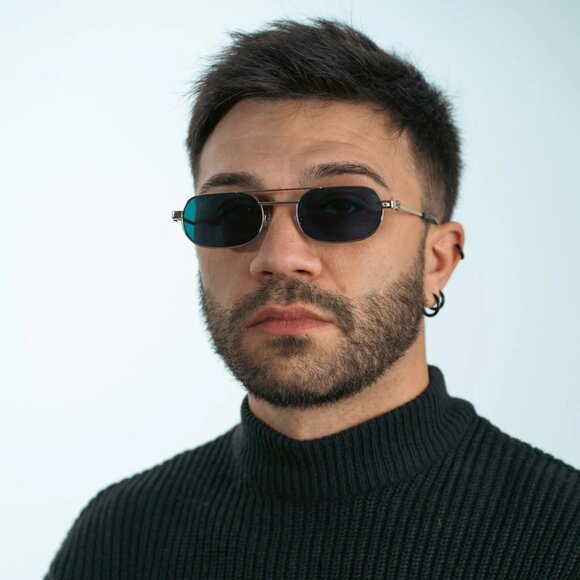 Off-White VAIDEN Men Sunglasses Gold Blue Oval OERI123 VAIDEN 7645 NEW AUTHENTIC - Picture 15 of 15